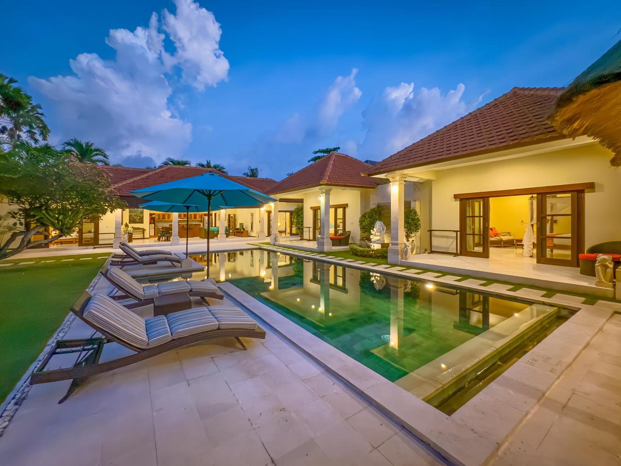 Villa Bugis Drupadi Seminyak Quarto foto