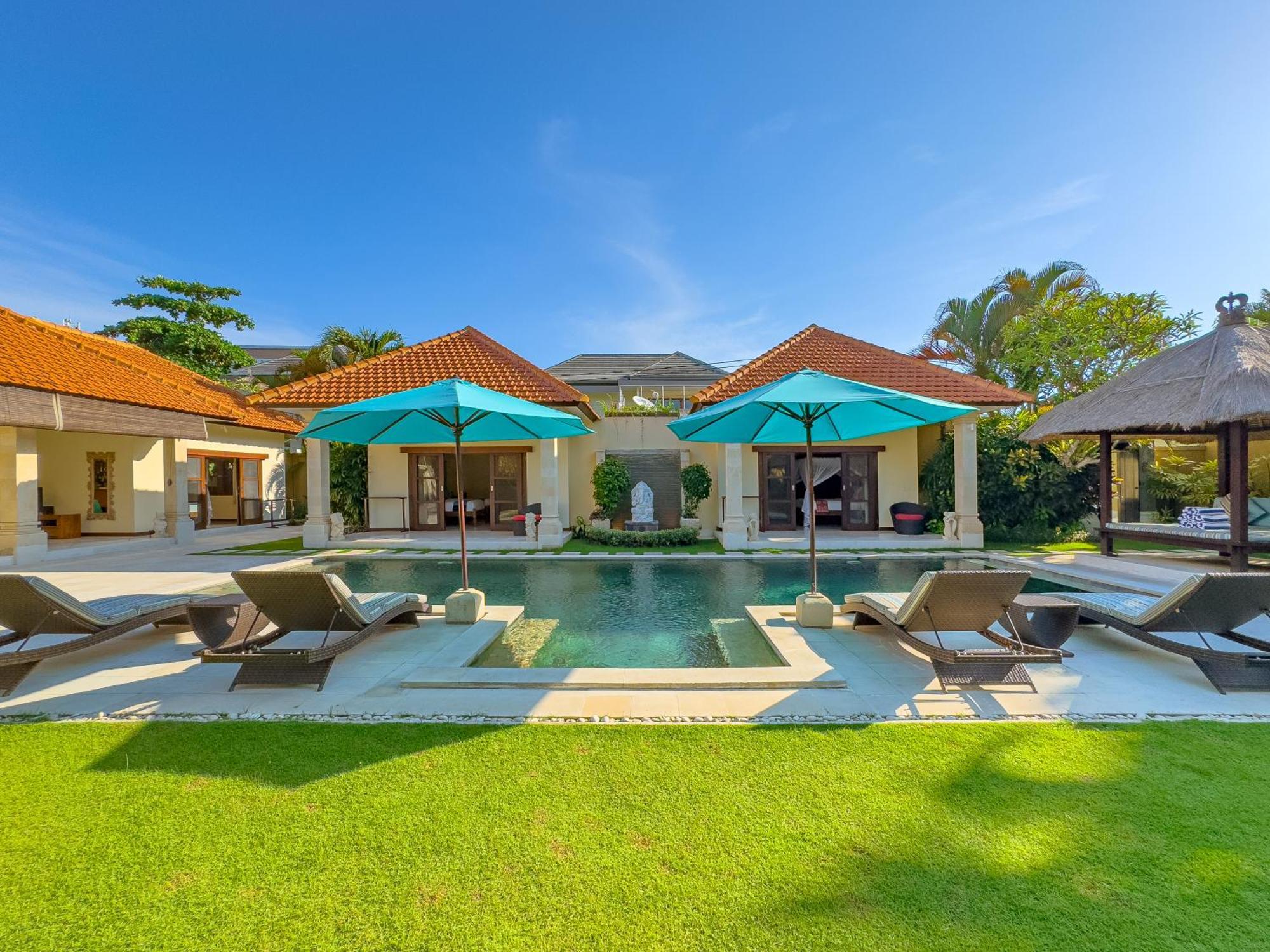 Villa Bugis Drupadi Seminyak Quarto foto